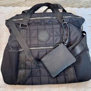 Steve‎ Madden Black Quilted Duffel Bag with Detachable Strap